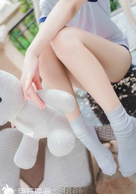 美女露全乳无遮掩视频_DVD日本电影免费