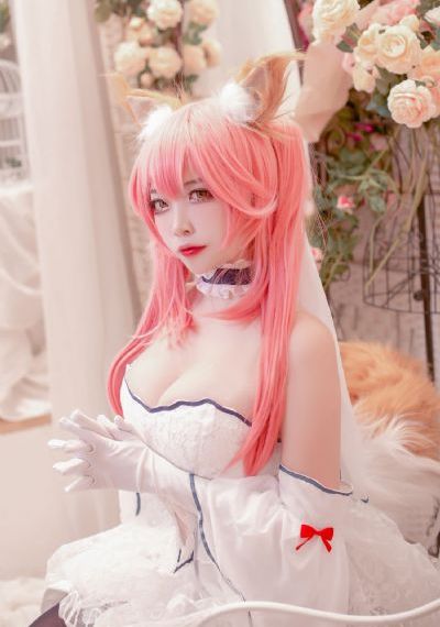 欧美狂欢party_1080全集免费播放