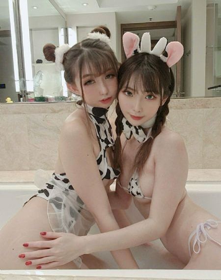 欧美发型师剪头发图片_1080全集在线观看