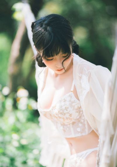 1024看日韩_JVID性感写真