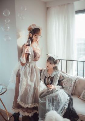 国产真人恋爱游戏_国语迅雷下载
